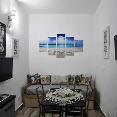 House A Vanedda Апартаменти *